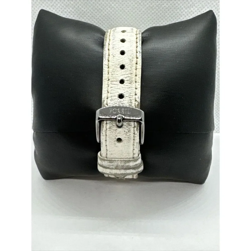 Fossil BQ3360 Women's White Leather Strap Analog Dial Quartz Wrist Watch JNA349